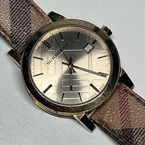 Burberry The City Gold Dial Printed Leather Strap Watch For Women -BU9026